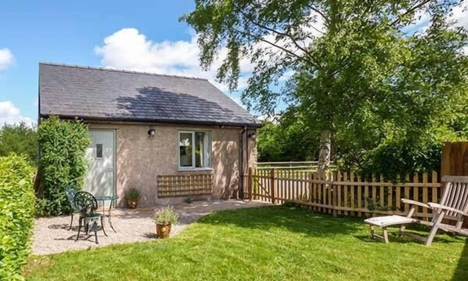 Abergavenny Cabaña | The Lodge, Lower Trefedw, PANDY, SUR DE GALES