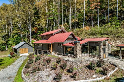 Canton Casa | The Lodge