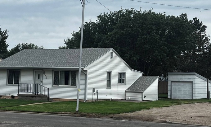 Ellsworth County Casa | The Lodge Fishing hunting Family fun