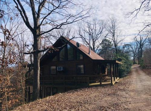 Eureka Springs Chalet De Esquí | The Loft at Bear Mountain log cabins