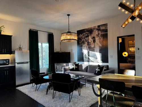 Mar Vista Apartamento | The Loft at Butler