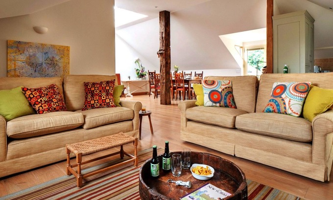 Kingham Casa | The Loft by Interhome
