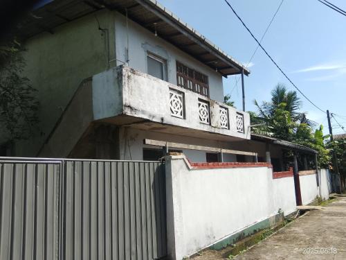 Angulana Casa | The Loft Gate