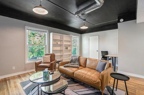 John Ball Park Apartamento | The Loft Life - Modern Corporate Housing