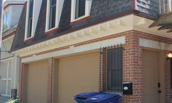 Victorian Village Casa | The Loft on Lundy | Short North Arts District