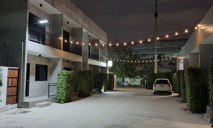 Prawet Complejo | The Loftel Resort