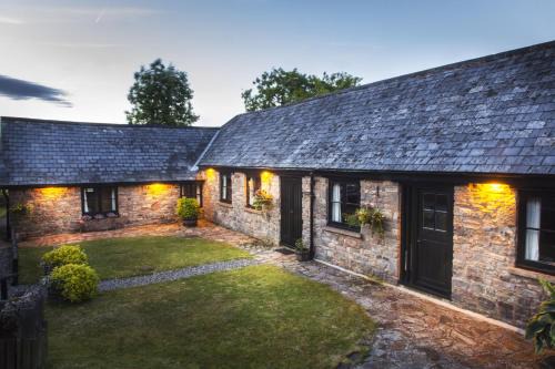 Tiverton Casa | The Long Barn nr Huntsham