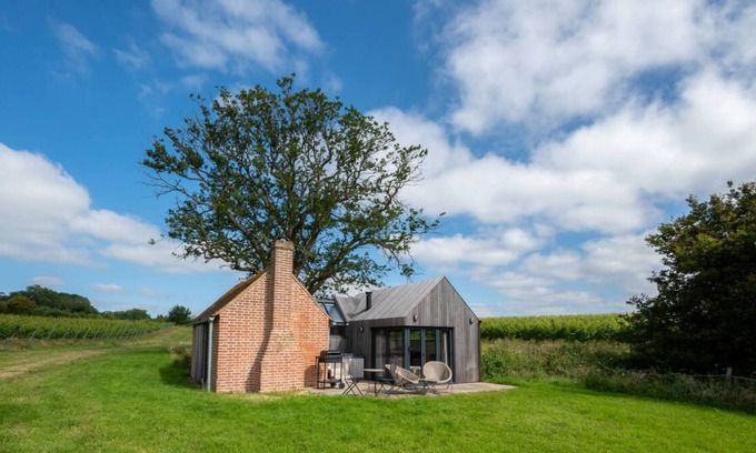 Stone in Oxney Casa | The Lookers Legacy in the beautiful Tenterden