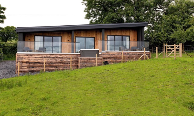 Higher Walton Cabaña | THE LOOKOUT, romantic, luxury holiday cottage in Longridge