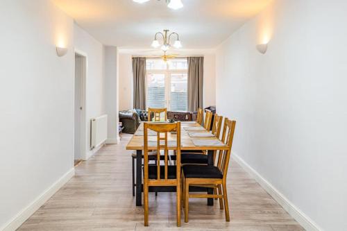 Thornton-Cleveleys Casa | The Lookout, Seaside Getaway