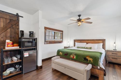 Grand Lake Casa | The Loose Moose Cabin #9 At Downtown Grand Lake