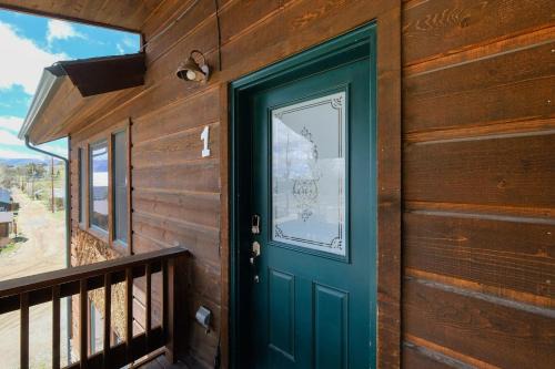 Grand Lake Casa | The Loose Moose Lodge #1 At Downtown Grand Lake