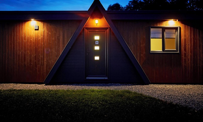 Fitling Cabina | THE LOTUS, pet friendly, character holiday cottage in Burton Pidsea