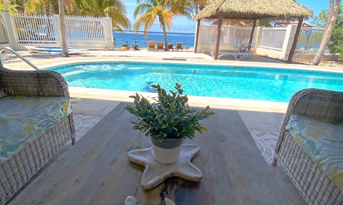 Savaneta Casa | The Love Shack - Private Beachfront Paradise in Savaneta, Aruba!