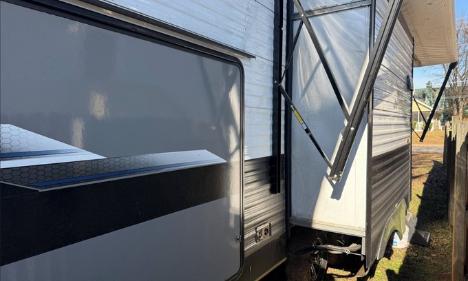 Summerhill Casa | The Luxe Trailer Escape