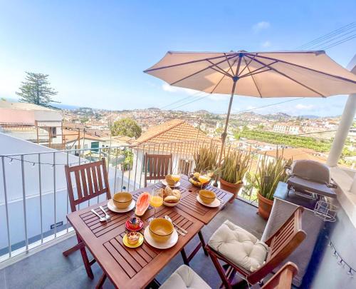 Santa Luzia Casa | The Luzia House