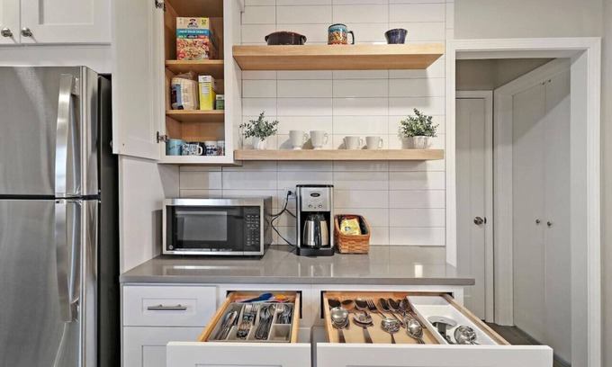 Waukegan Casa | The Lyons Woods Ranch