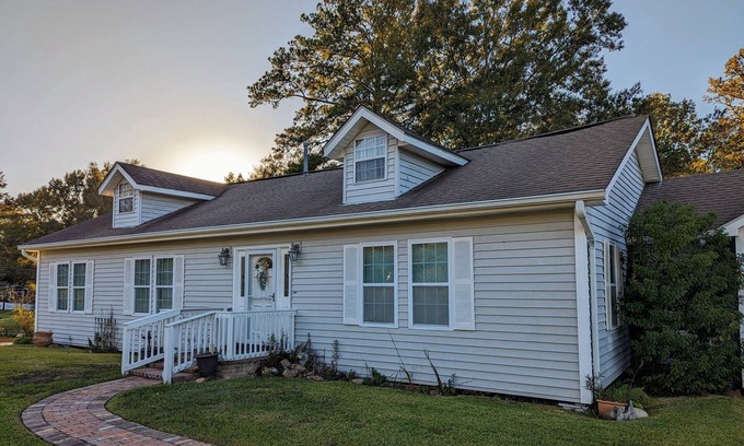 Picayune Casa | The Magnolia House - A spacious, warm, family-friendly home with vintage touches