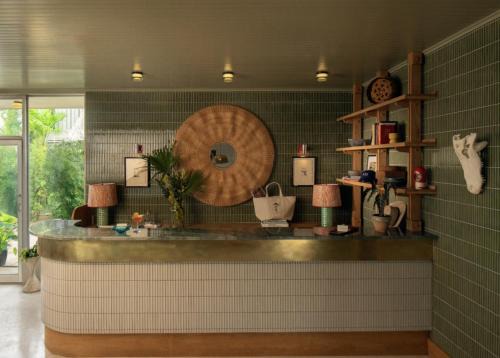 Mid-City Hotel | The Maidstone New Orleans