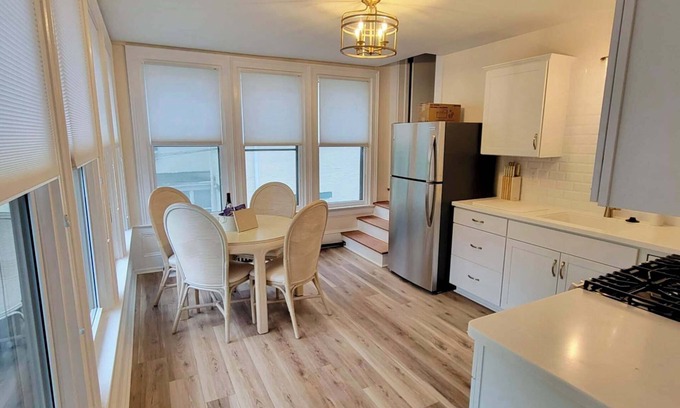 Canandaigua Apartamento | The Main Street Retreat