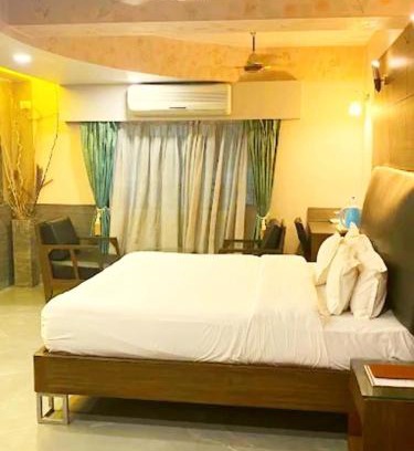Police Bazar Hotel | The Majestic Icon