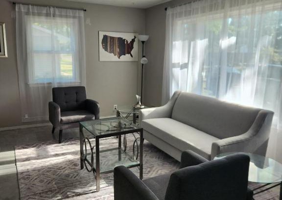 East Bloomington Casa | The Mall of America(MOA) House
