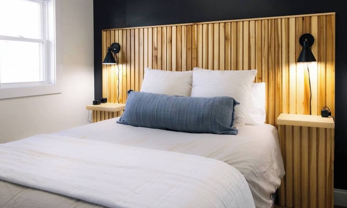 Chambersburg Apartamento | The Mane & Co - No. 3