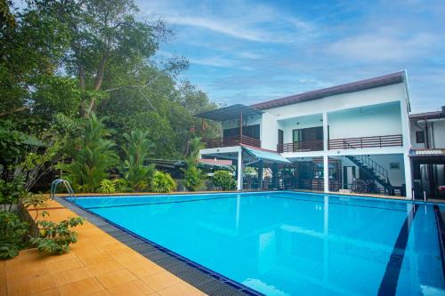 Balapitiya Cama Y Desayuno | THE Mangrove cave Hotel