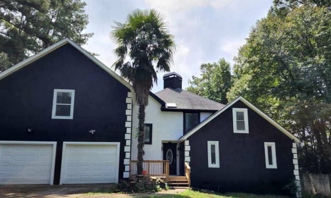Irondale Casa | The Manor at Mundys Mill