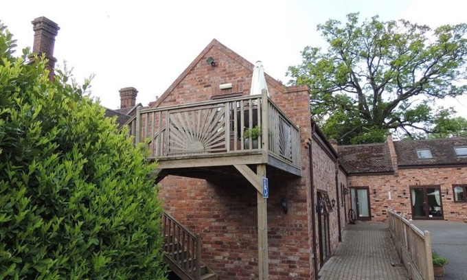 Fernhill Heath Cama Y Desayuno | The Manor Coach House