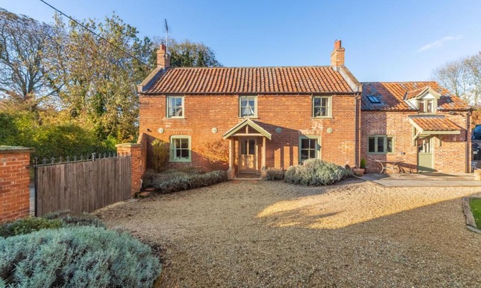 Fakenham Casa | The Manse