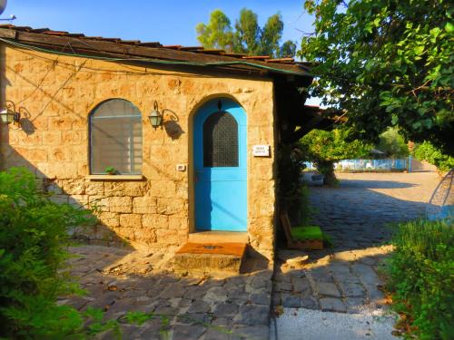 Yesod HaMa'ala Cabina | THE MANSION in yesod hamaala