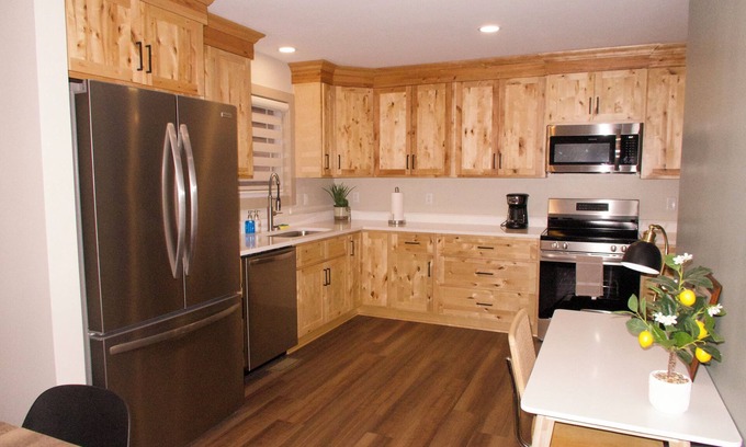 Elizabethtown Casa | The Maple Den