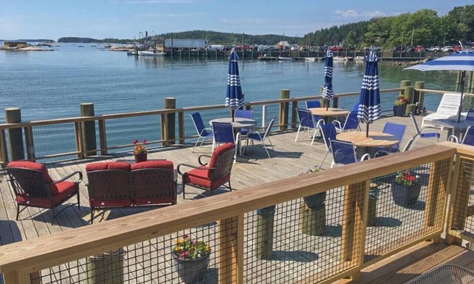 Stonington Hotel | The Mary Day - Inn on the Harbor