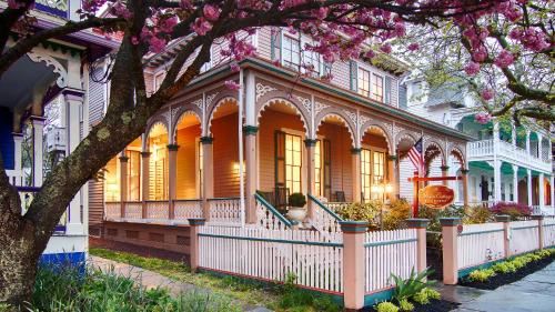 Cape May Cama Y Desayuno | The Mason Cottage Downtown
