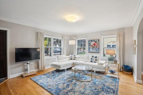 Eau Claire Apartamento | The McKinley House condo