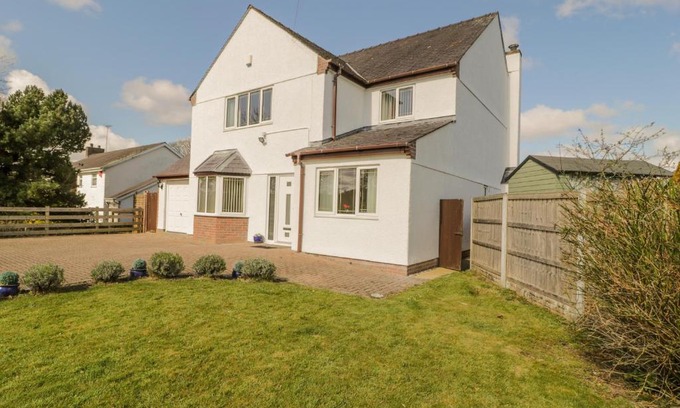 Pentraeth Casa | The Meadows