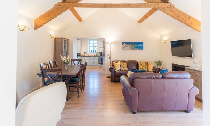 Pistyll Cabaña | The Milking House - a llyn peninsula that sleeps 4 guests in 2 bedrooms