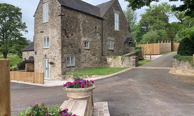 Atlow Casa | The Mill @ Atlow Mill