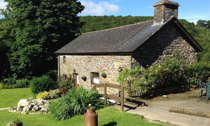 Llanybydder Cabaña | The Mill House at Cwmiar Farm - relaxing holidays