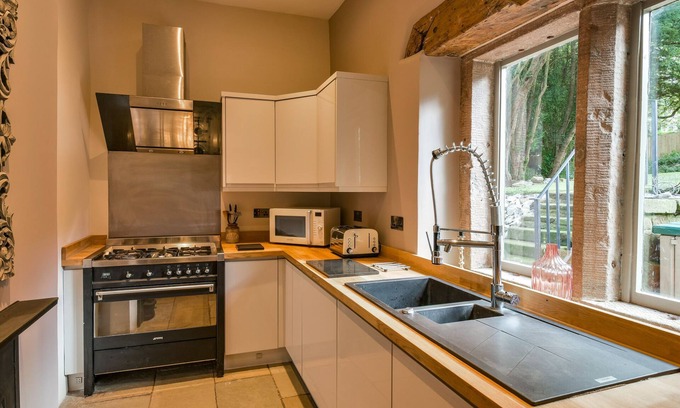 Cromford Cabaña | The Mill Managers House