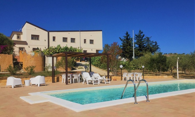 Agrigento Casa | The Minaga Farmhouse