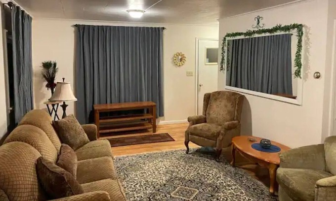 Ironwood Casa | The Miners’ Hallow on Jessieville Hill