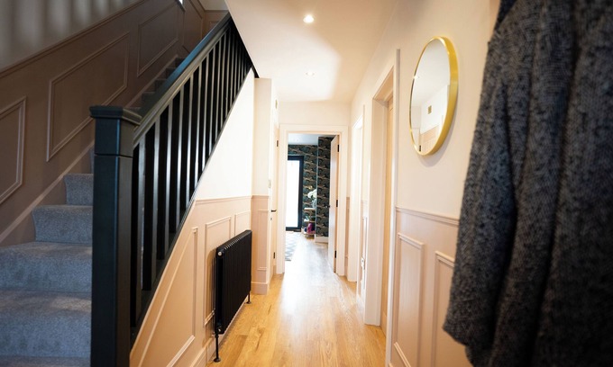 Olton Casa | The Moat House - Ideal for NEC, HS2, Solihull & Birmingham City Centre