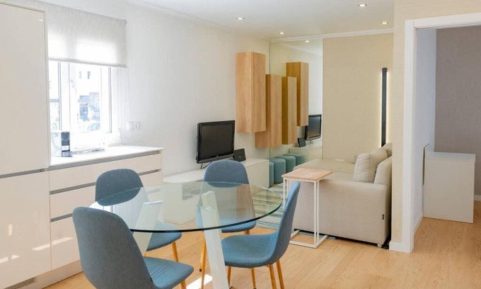 Batalha Apartamento | The Modern 1385 Apartment