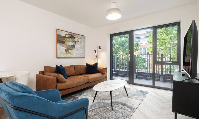 Godalming Apartamento | The Modern Nest Over 65s Retreat