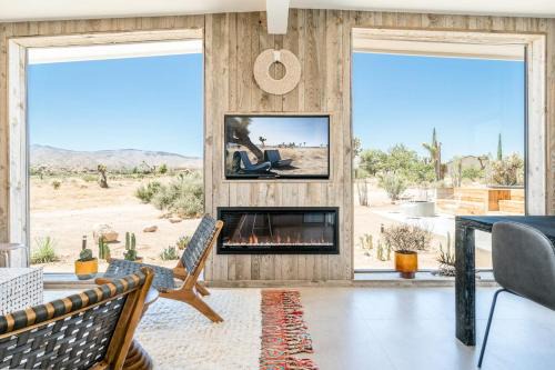 Pioneertown Casa | The Modern Wolfden By The Cohost Company