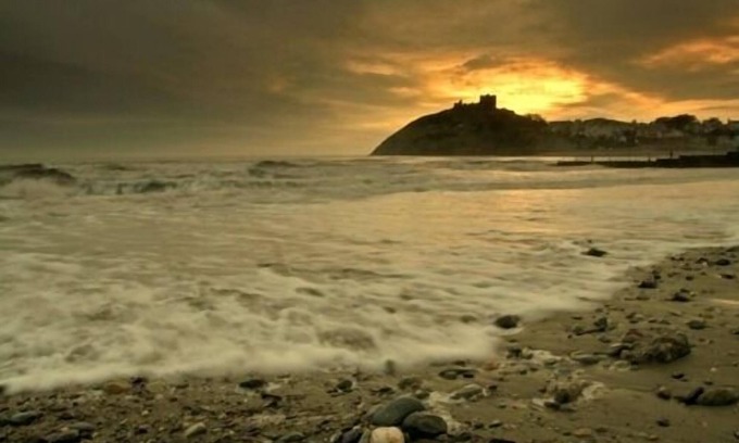 Criccieth Casa | The Moelwyn Hotel & Restaurant