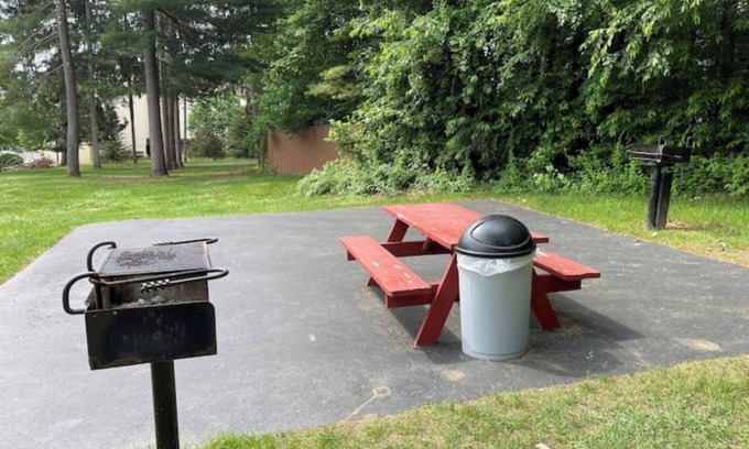 Lake George Apartamento | The Mohican Resort Motel Groups House