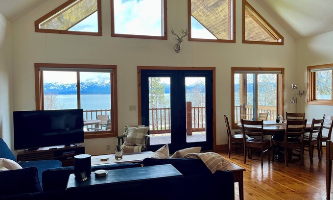 Somers Chalet De Esquí | The Montana Lakeview Chalet: Flathead Lake